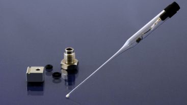 Micro Reference Electrode SECM